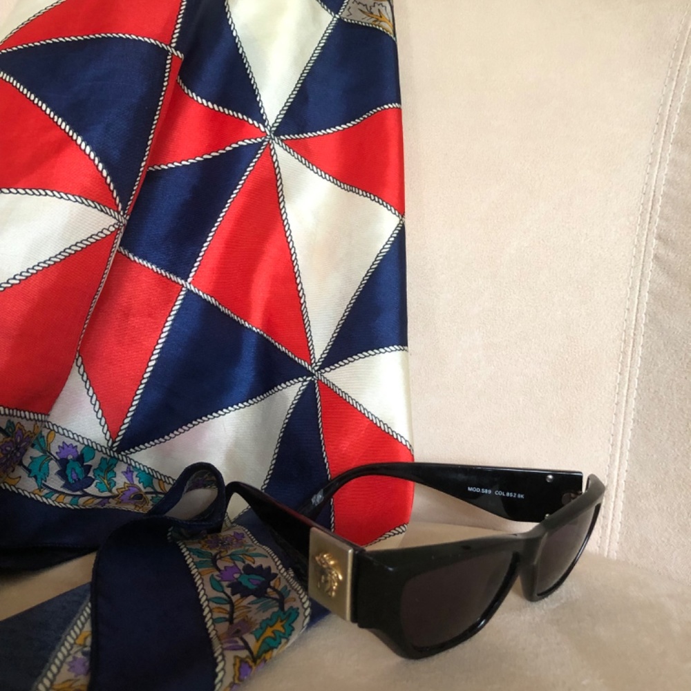 Scarves - Picture 2 of 6